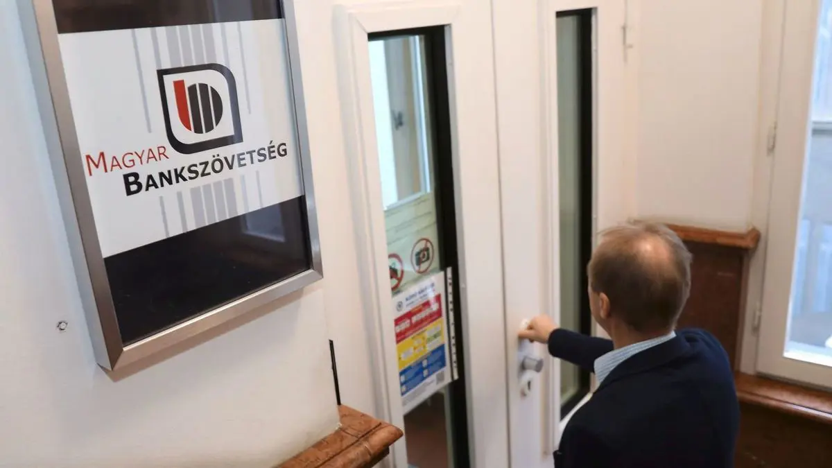 Megszólalt a Bankszövetség: itt a bejelentése!