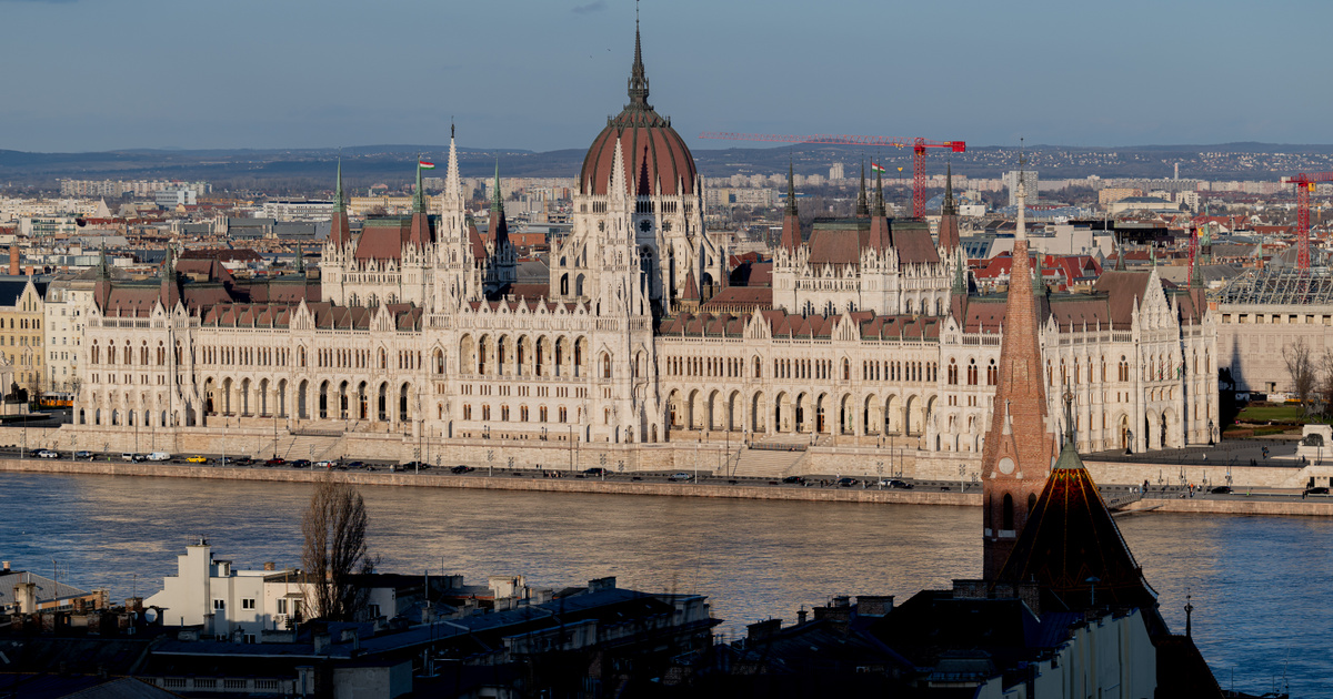 Nemzeti Vagyonvédelmi és Visszaszerzési Hivatal - Parlament