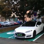 Parkolás elektromos autóval